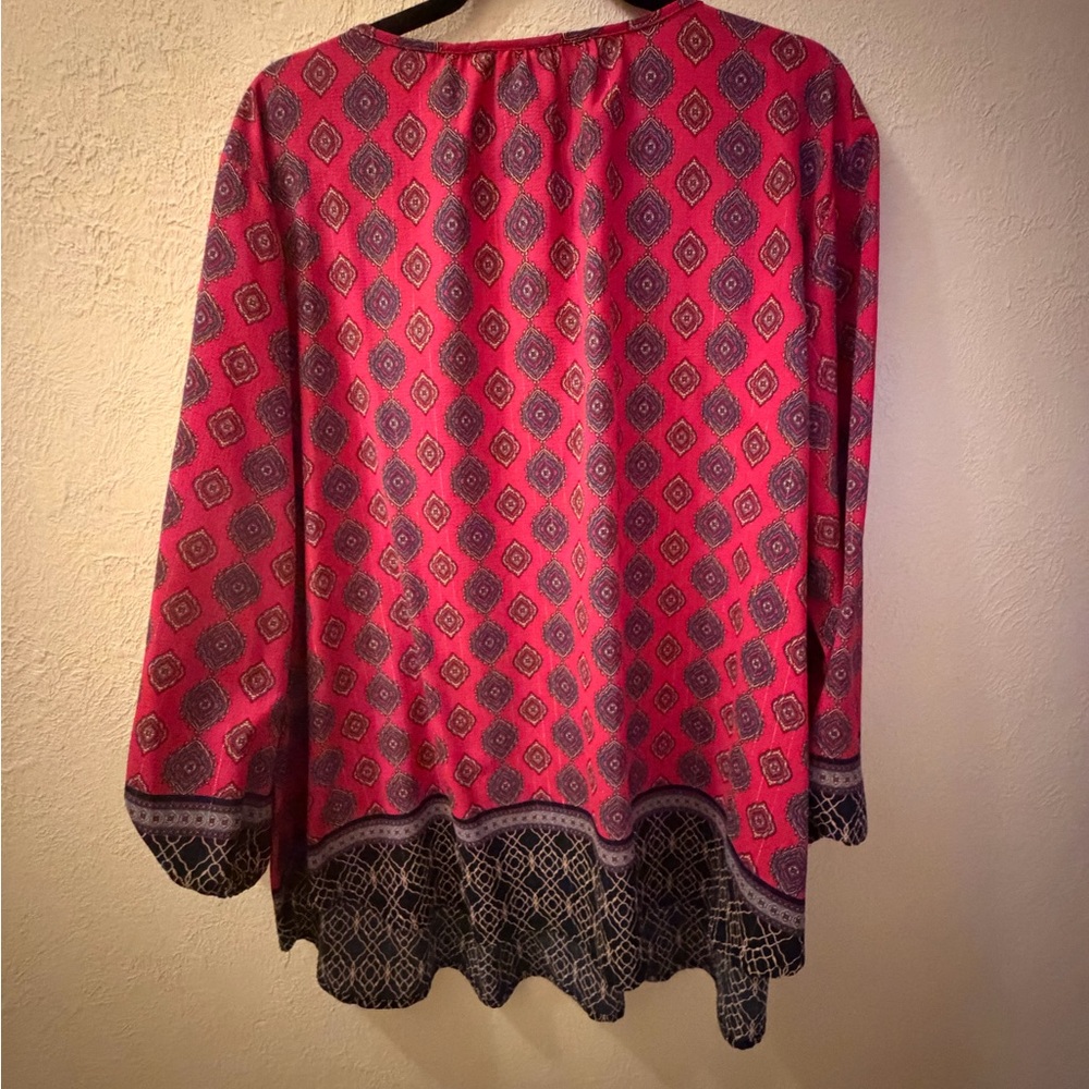 Ruby Rd. Pink and Navy Diamond Pattern Blouse - Picture 2 of 3